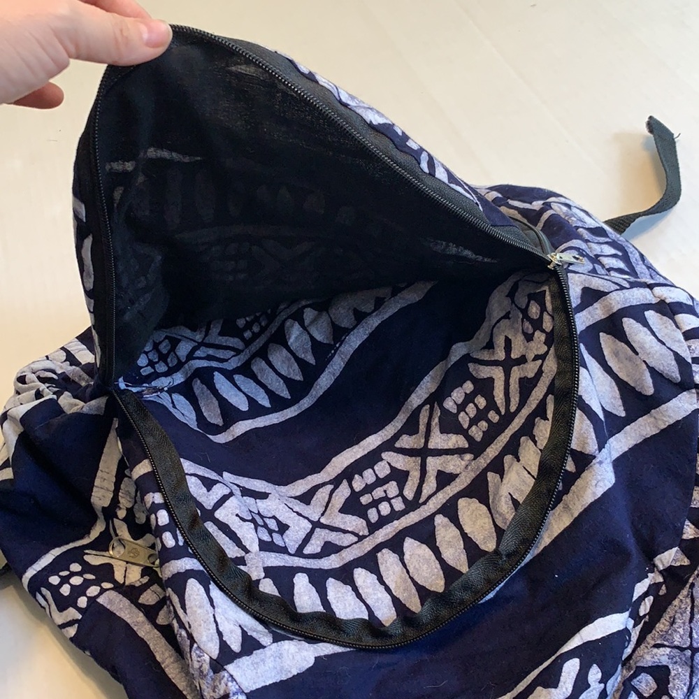 Vegan Backpack. - Picture 5 of 7